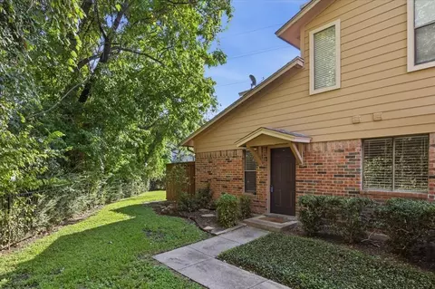 5638 Cedar Creek Dr, Benbrook, TX 76109