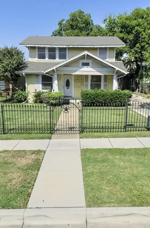 3108 Handley Dr, Fort Worth, TX 76112