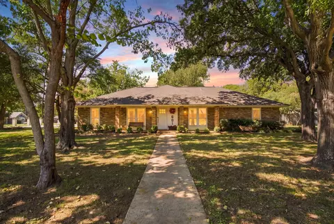 601 Cimarron Trl, Southlake, TX 76092