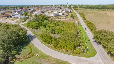 1000 Meander Rd, Granbury, TX 76049