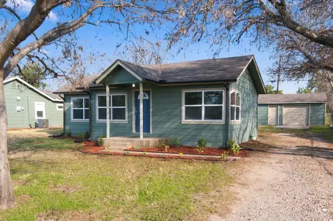 8814 Spaugh Ct, White Settlement, TX 76108