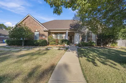 1909 Nancy Jane Cir, Garland, TX 75043