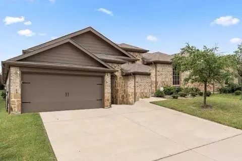 905 Decker Dr, Fate, TX 75189