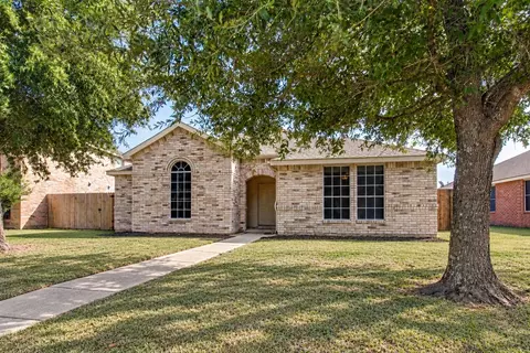 1604 Brice Dr, Royse City, TX 75189