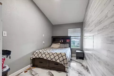 Bedroom - 2604 Driskill Dr, Euless, TX 76039 photo 3 of 4