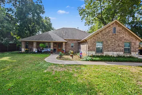 116 E 8th St, Irving, TX 75060