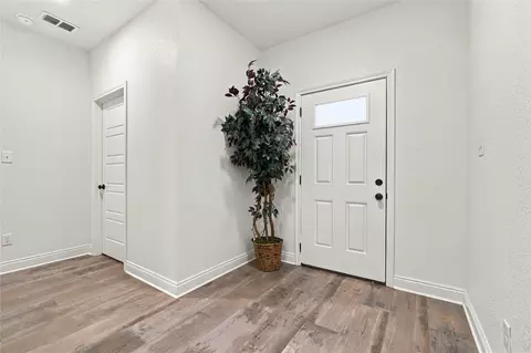 386 Robertson Rd, New Boston, TX 75570