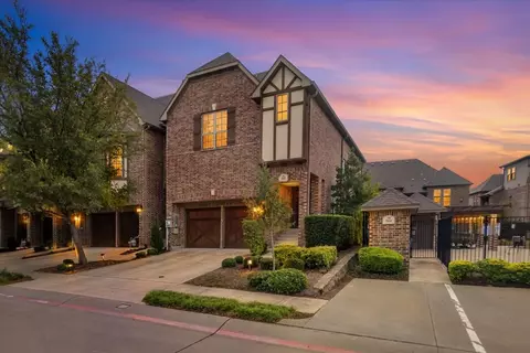 568 Hampshire Dr, Lewisville, TX 75067