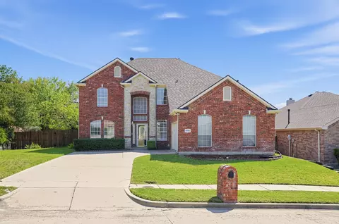 6408 Canyon Lake Dr, Dallas, TX 75249