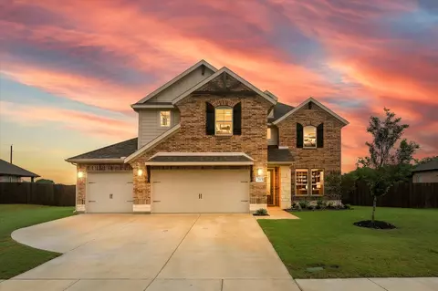205 Pilot Dr, Caddo Mills, TX 75135