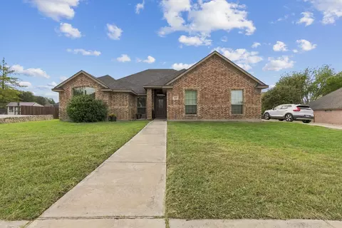 2122 Valley Dr, Weatherford, TX 76087