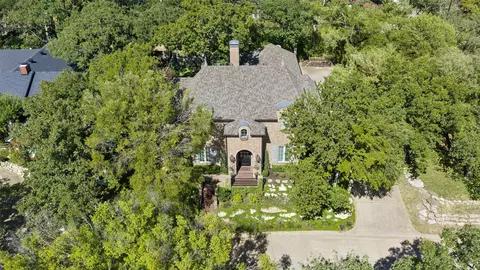 1225 Kelpie Ct, Fort Worth, TX 76111