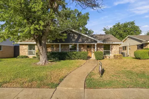 4752 Stallcup Dr, Mesquite, TX 75150