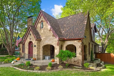 522 Monte Vista Dr, Dallas, TX 75223