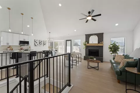 3713 Ashley Ln, Fort Worth, TX 76123