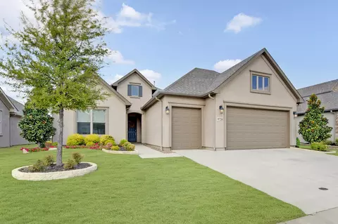 9728 Silver Rock Way, Denton, TX 76207