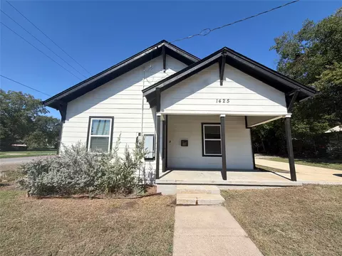 1425 E Cherry St, Sherman, TX 75090