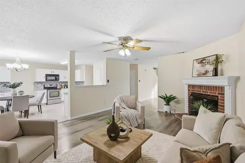5312 Emmeryville Ln, Fort Worth, TX 76244