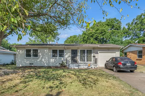 9621 Rustown Dr, Dallas, TX 75228