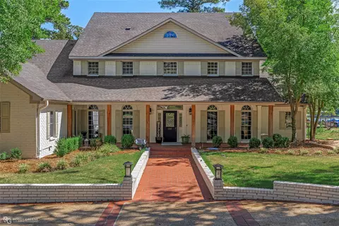 219 Bay Hills Dr, Benton, LA 71006