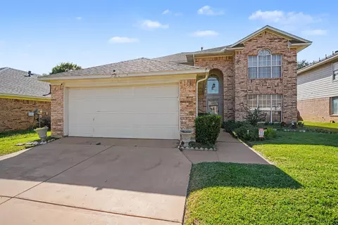 5304 Tennis Villa Dr, Arlington, TX 76017
