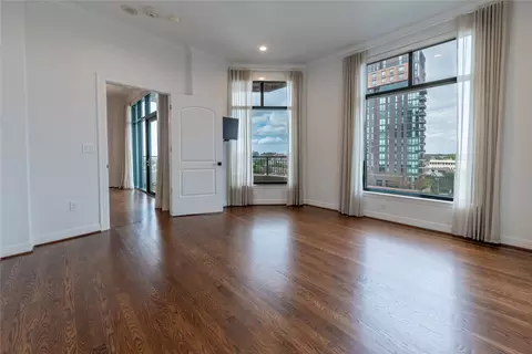 2828 Hood St #801, Dallas, TX 75219