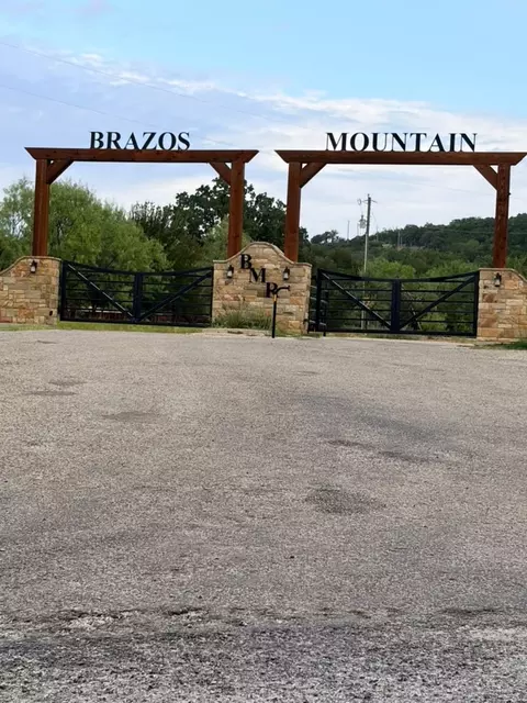 41 Mountain Top Trl, Mineral Wells, TX 76067