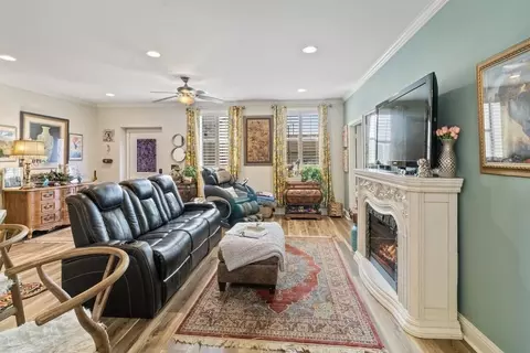 603 W 6th Ave #103, Corsicana, TX 75110