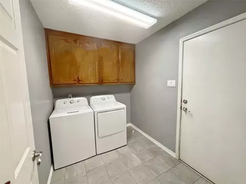 Other - 232 Crescent Dr, Hewitt, TX 76643 photo 4 of 9