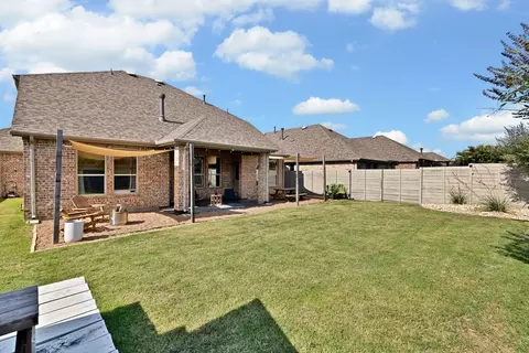 Exterior - 1905 13th St, Argyle, TX 76226 photo 2 of 2