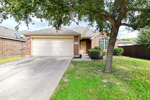 1200 Pine Forest Dr, Princeton, TX 75407