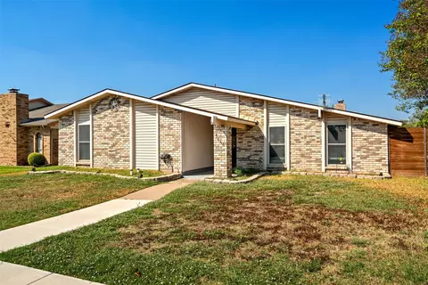 5644 Twitty St, The Colony, TX 75056