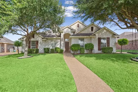 329 Edinburgh Ln, Waco, TX 76712