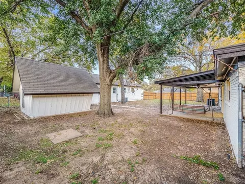 Exterior - 1200 Walker Dr, Hurst, TX 76053 photo 5 of 7