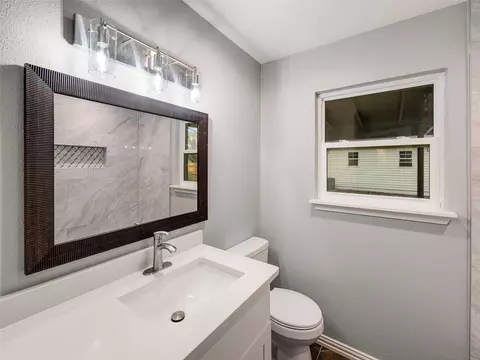 Bath - 1200 Walker Dr, Hurst, TX 76053 photo 2 of 5