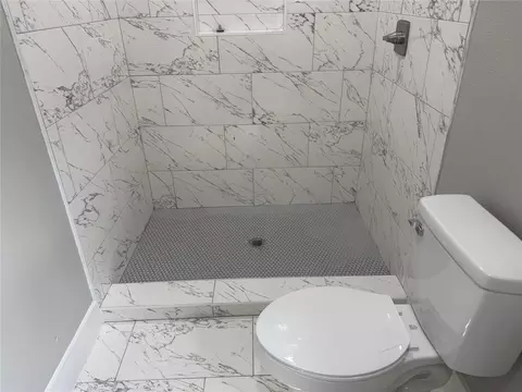 Bath - 1200 Walker Dr, Hurst, TX 76053 photo 4 of 5