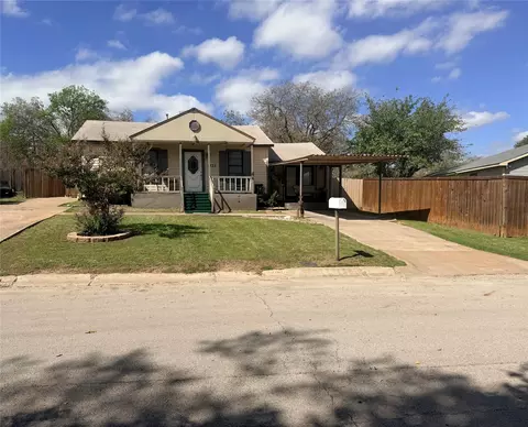 2725 San Benito St, Sansom Park, TX 76114