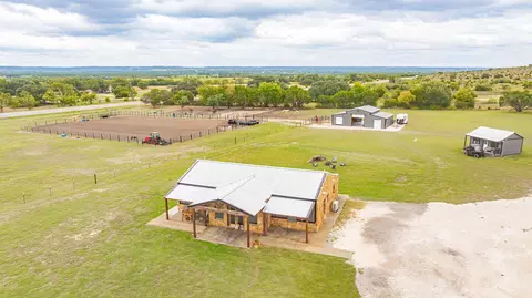 121 Private Road 2121, Meridian, TX 76665