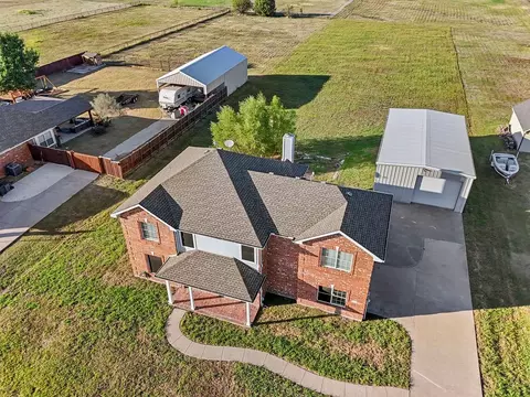 1436 Meadowbrook Ln, Nevada, TX 75173