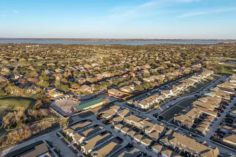 View/Area - 9220 Lamar St, Rowlett, TX 75089 photo 2 of 3