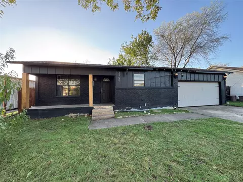 3305 Swan St, Haltom City, TX 76117