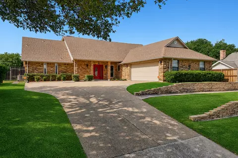 4008 Fairlakes Dr, Dallas, TX 75228