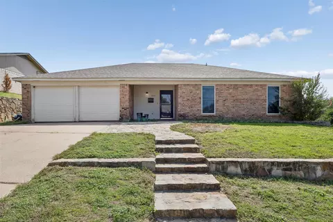 7837 Gaston Ave, Fort Worth, TX 76116