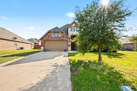 1005 Seminole Ln, Greenville, TX 75402