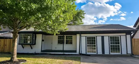 513 Vernet St, Richardson, TX 75080
