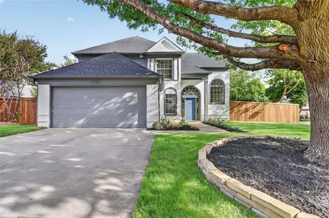 3400 Plantation Ln, Fort Worth, TX 76123