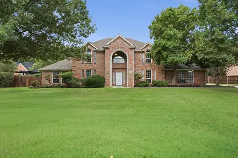 5904 Highland Hills Ln, Colleyville, TX 76034