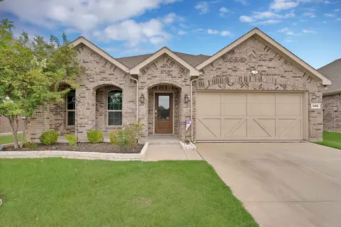 6105 Hightower St, Aubrey, TX 76227