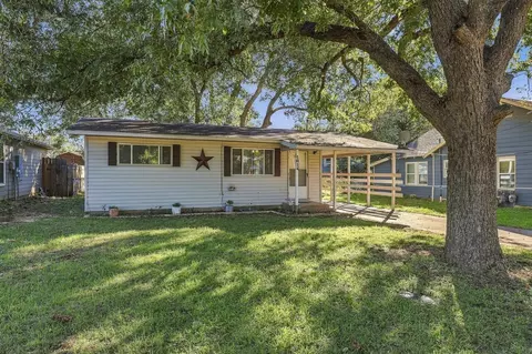 1014 W Florence St, Denison, TX 75020