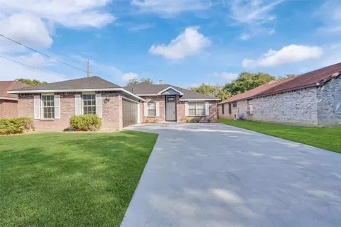 1117 Silver Spruce Dr, Arlington, TX 76001